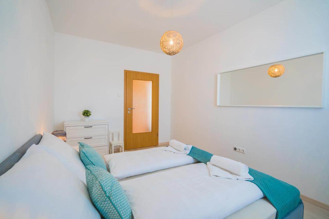 Myflat Golden Coast Panorama Apartment Siofok Exterior photo